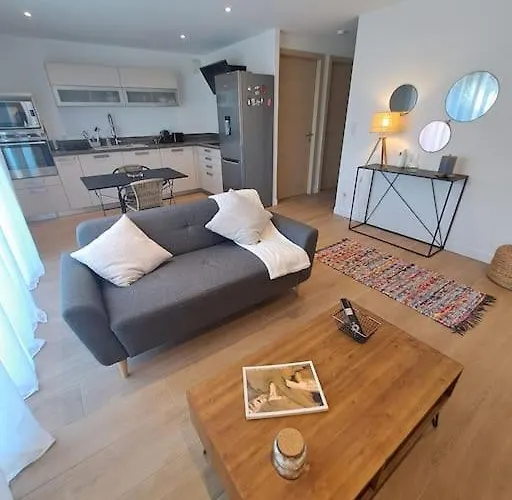 T2 Rez-de-villa Apartment *